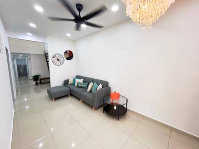 Re-Renovted Freehold 1.5 Storey Terrace Lorong Ujong Pasir Semabok Mlk