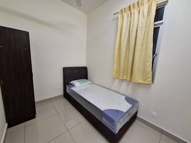 D'Vine Residence Puchong Taman Wawasan IOI Mall Sunway Giza Mall Curve