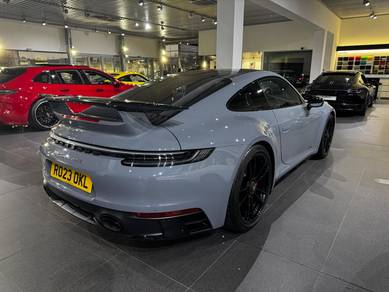 Porsche 911 3.0 CARRERA S GTS