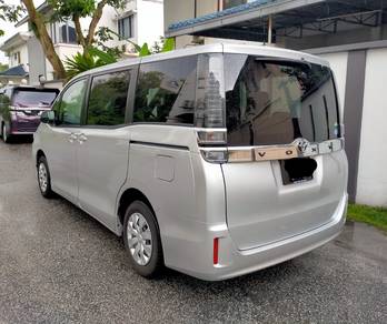 KL Car Rental/Sewa Mpv/Toyota Voxy For Rent