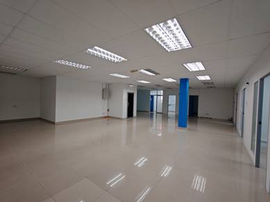 CORNER LOT FACING MAINROAD Top Floor Perdana Heights Lot 88 For Rent