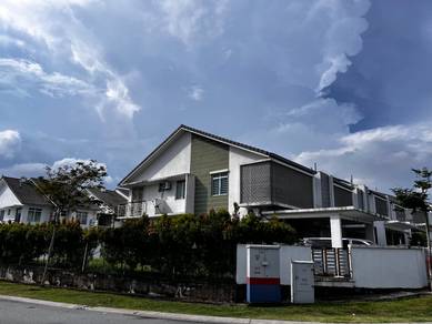 Freehold Corner Superlink House Laman Cempaka Kota Seriemas Nilai