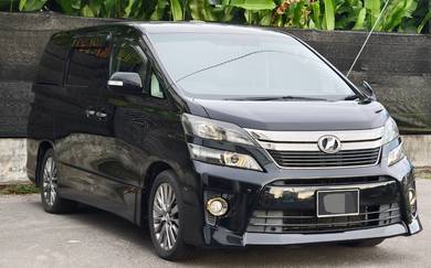Toyota VELLFIRE 2.4 Z GOLDEN EYES FACELIFT