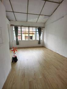 2 Storey Intermediate Shoplot For Sale at Bishopgate Street