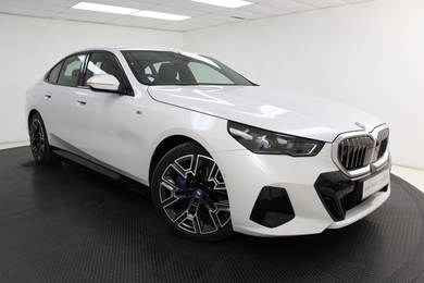 BMW i5 eDrive40