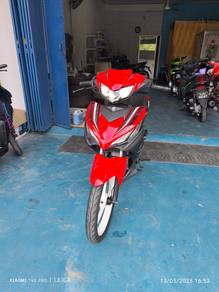 135LC V8 Merah Cili