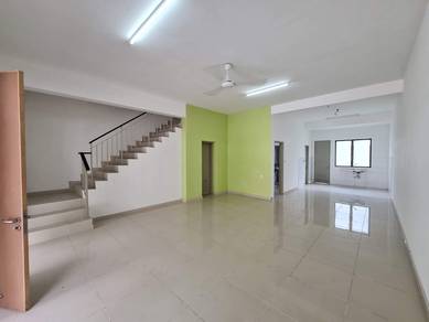 Full loan Low Depo, Gate & Guarded, 2sty house Taman Semenyih Mewah 4