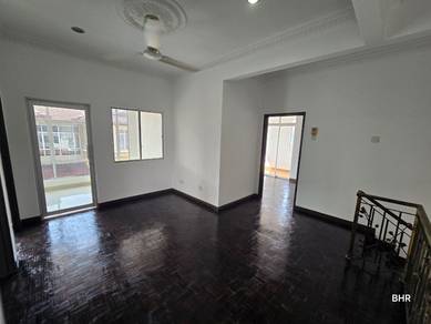 SPACIOUS RENOVATED Double Storey SEMI D Bandar Seri Putra Bangi