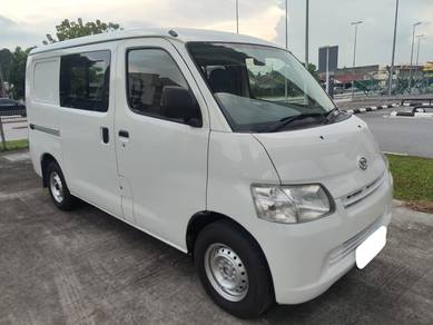 Daihatsu GRAN MAX 1.5 (M) Semi Panel Van