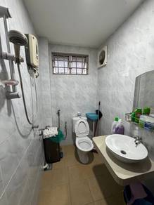 Room To Let At Taman Petaling Utama PJS 1
