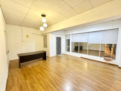 2ND FLOOR Shop-Office With Renovation Condition @ Tmn Klebang Utama