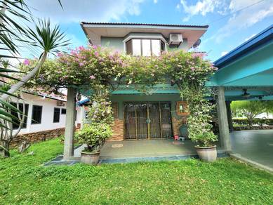 SPACIOUS LAND, Green Street Home, 2 Storey Bungalow, Seremban 2