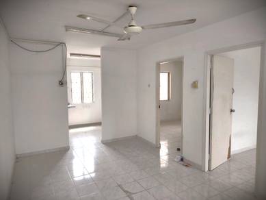 Wangsa Maju section 2 - 3rd Floor Low Cost Flat - Near to Lrt & shops