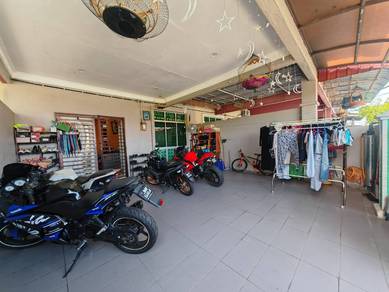 Facing open ⭐ Rumah Teres Setingkat Taman Seri Sempang, Merlimau