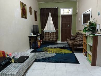 Bandar Putra,Kulai,Johor Rumah Teres Bwh Mv Utk di Jual Blh 100% loan