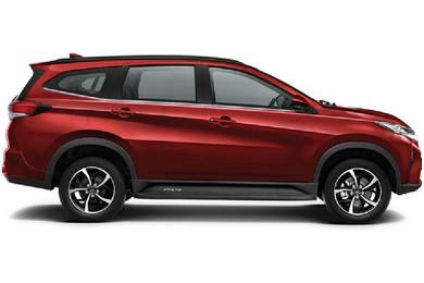 Perodua ARUZ 1.5 AV STOCK ADA