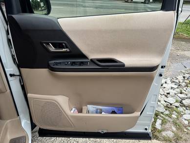 Toyota VELLFIRE 2.4 X FACELIFT (A)