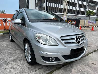 Mercedes Benz B180 (CBU) 1.7 FACELIFT (A)