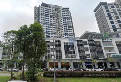 E Suite-Designer Suite @ Emerald Avenue