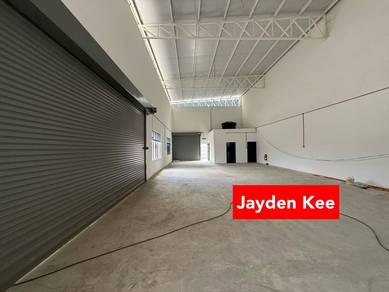 1.5 Storey Semi Detached Factory For Rent at Batu Kawan/ Valdor