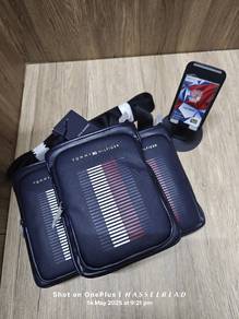 Tommy Hilfiger TH Foundation Mini Sling Bag