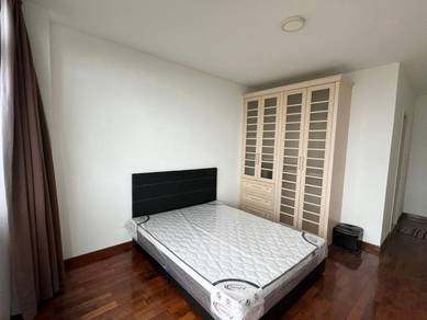 jade Residence for rent