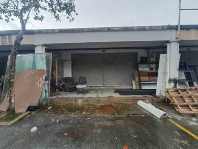Shop-lot-for-sale-Bandar-Saujana-Putra-Selangor