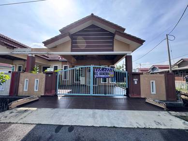 CORNER LOT |⭐  Rumah Semi D CLuster Taman Bukit Larang Indah Melaka