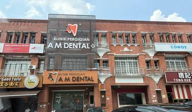 Corner Hot Bandar Sungai Long Ample Parking Ground Floor Shop for Rent