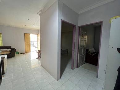 Matang Yen Yen (near to matang Emart) single storey corner for sale
