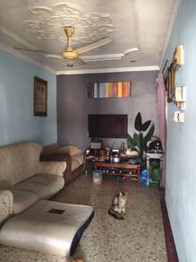 Intermediate single story house in Sri serdang for sale