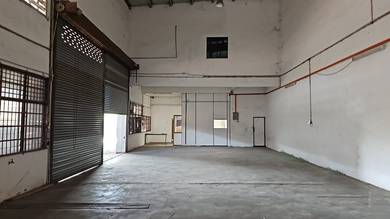 1.5 Storey Semi-D Factory @ IKS Juru Bkt Minyak To Let 