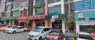 Ground Floor & 1st floor Facing Main Road High Traffic Shop Lot