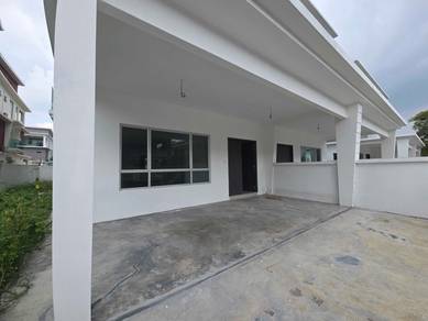 Semi D Bandar Sungai Emas Banting 3 Storey 5 Bedrooms Extra Land