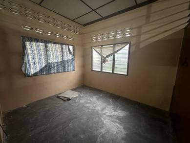 Ipoh Garden / 1 Storey Bungalow / 4050 sqft / 6R2B / Chinese Area