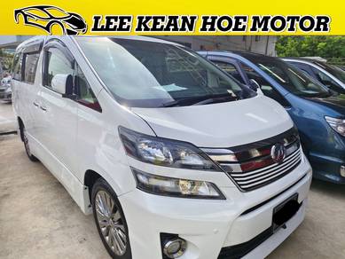 Toyota VELLFIRE 2.4 Z GOLDEN EYES FACELIFT