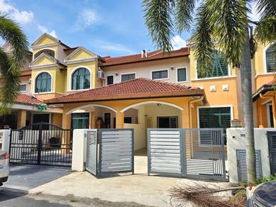 CANTIK Double Storey Terrace Kota Warisan Indah, Sepang