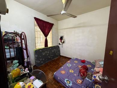 Semarak Apartment, Bandar Puteri Puchong (Freehold) 1st & 2nd Floor