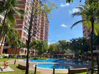Putra Indah Condo Taman Serdang Raya 2 carparks