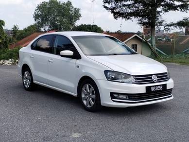 Volkswagen VENTO 1.6 COMFORTLINE (A)