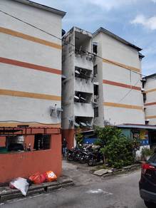 Rumah Flat tingkat bawah di Flat Hamna.Gelugor untuk dijual