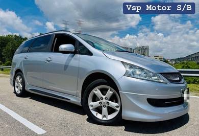 -Mitsubishi GRANDIS 2.4 PREMIUM (A) KEYLESS