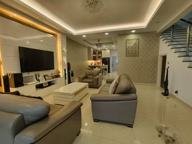 3 Storey Superlink House Taman Taming Indah 2,Bandar Sungai Long Sale