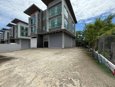 Angco Industral Park Inanam | Semi D | Corner Lot | Big Parking Space