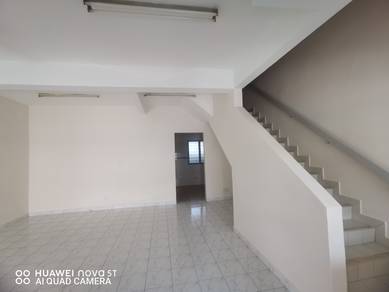 Freehold * TMN PUTRA PRIMA, 20FT X 70FT 2sty house, puchong prima