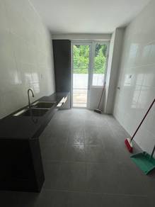 Double Storey Intermediate - Height Residence, Lopeng