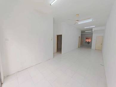 The Lake Residence Ground Floor Lake View NON BUMI FULL LOAN RM1k