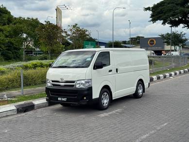 Toyota HIACE 2.5 FACELIFT (M) Kedai Loan