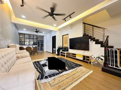 TERMURAH FULLY RENOVATED Double Storey Taman Desiran Bayu Puchong