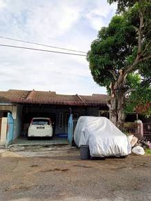 Jalan Dahlia, Taman Puchong Perdana (Teres 1 Tingkat FULLY RENO)